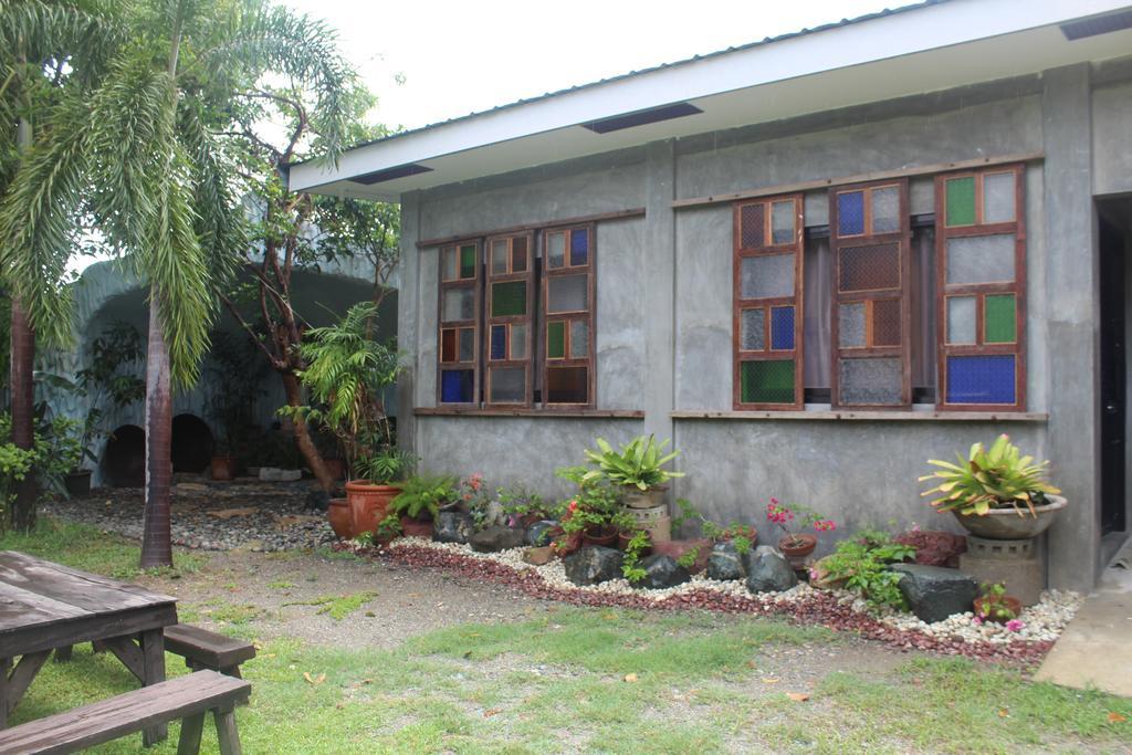 Grand Octagon Resort Laoag Exterior foto